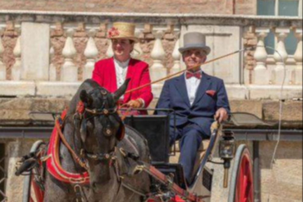 Chiara Moirano lavora nell’unico laboratorio in Italia che ancora realizza bardature per cavalli e attacchi per carrozze - Collaboratori