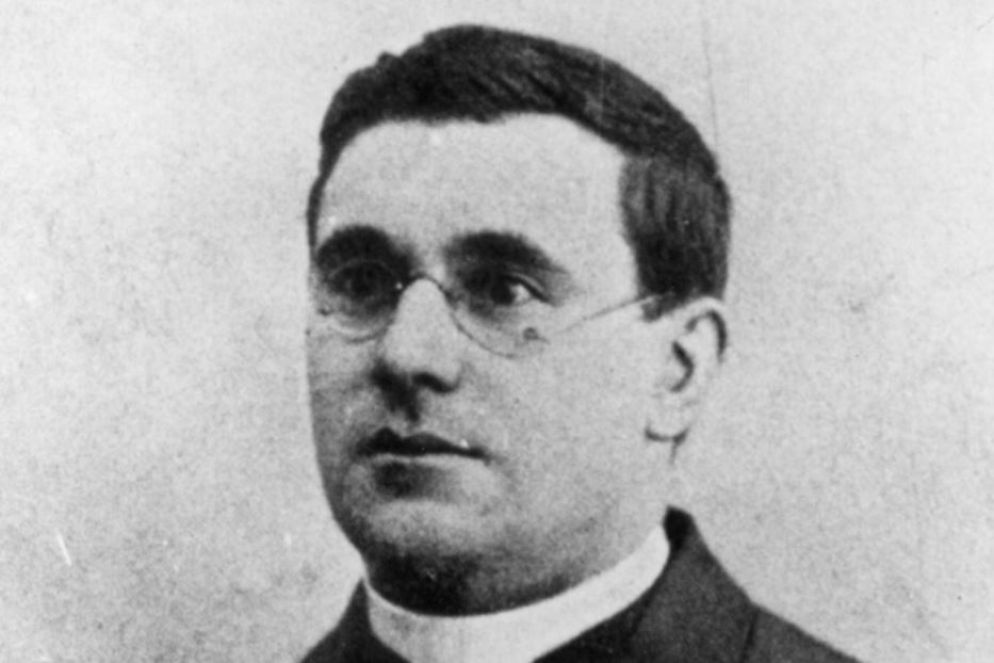 Don Minzoni in una foto d'epoca - Foto Bedeschi