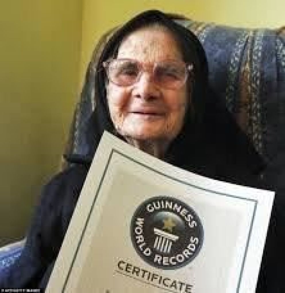 Zia Consola, che tra gli elisir di lunga vita aveva il minestrone condito con l’olio di lentisco - Collaboratori