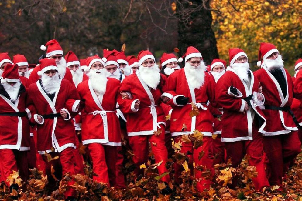Un raduno di "babbi" Natale - Foto di archivio