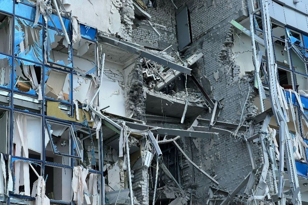 A Kharkiv la sede della ong svizzera Fsd, impegnata nello sminamento, devastata da un missile russo - Gambassi