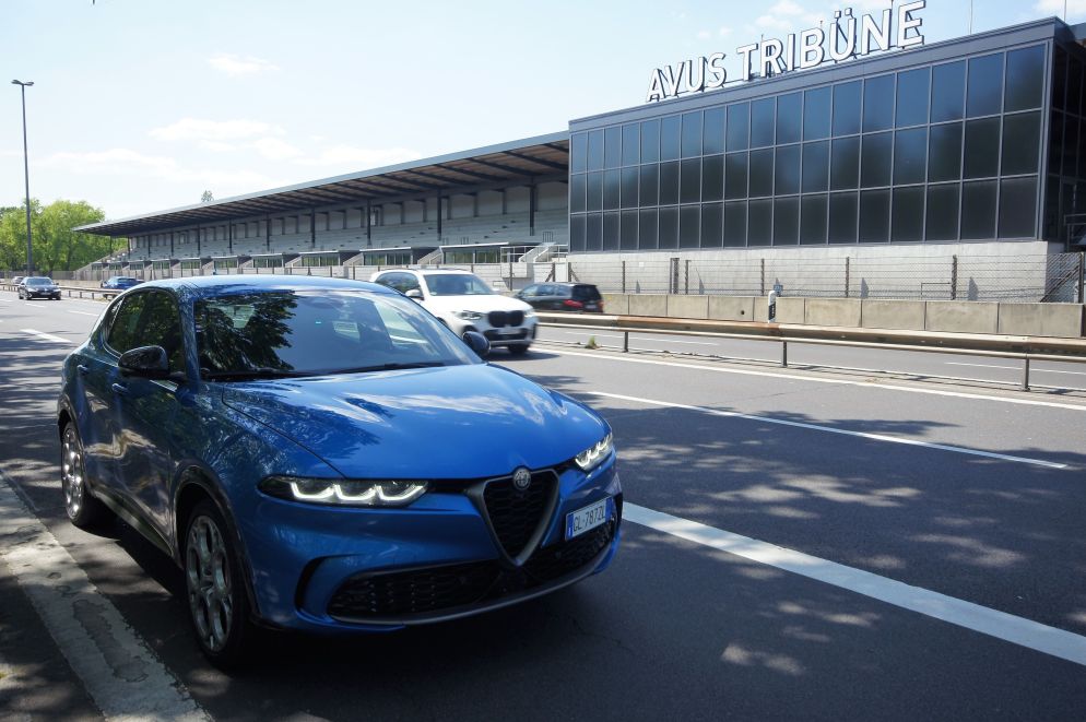 Il passaggio davanti alle tribune dell'Avus - .