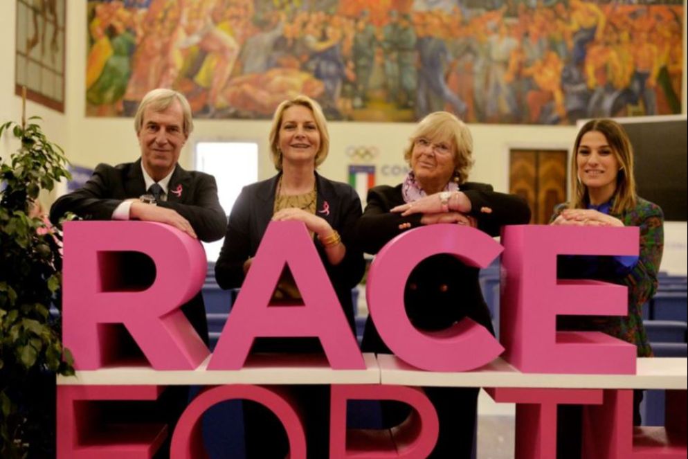 Da sinistra Riccardo Masetti, Fondatore di Komen Italia, Violante Guidotti Bentivoglio, CEO Komen Italia, Daniela Terribile, Presidente Komen Italia, Eliana Naso Chief Operating Officer di Komen Italia - Ufficio Stampa "Race for the Cure"