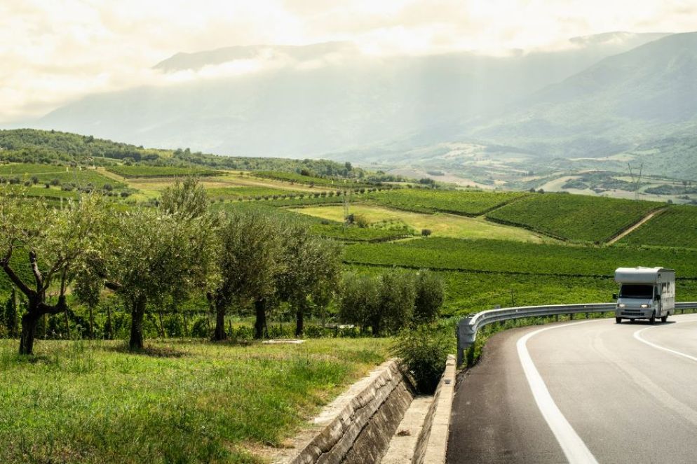 Il turismo in camper e all'aria aperta è uno dei trend del turismo italiano - Deyan Georgiev - Icp