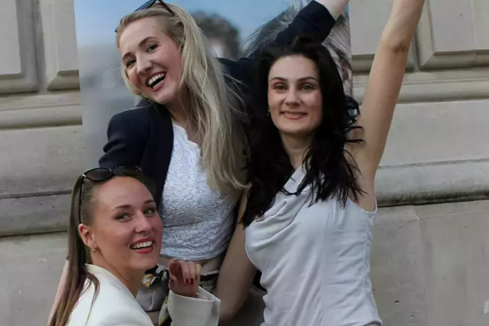 Tini Brüning, Samantha Gaiki e Julia Kiefer - .