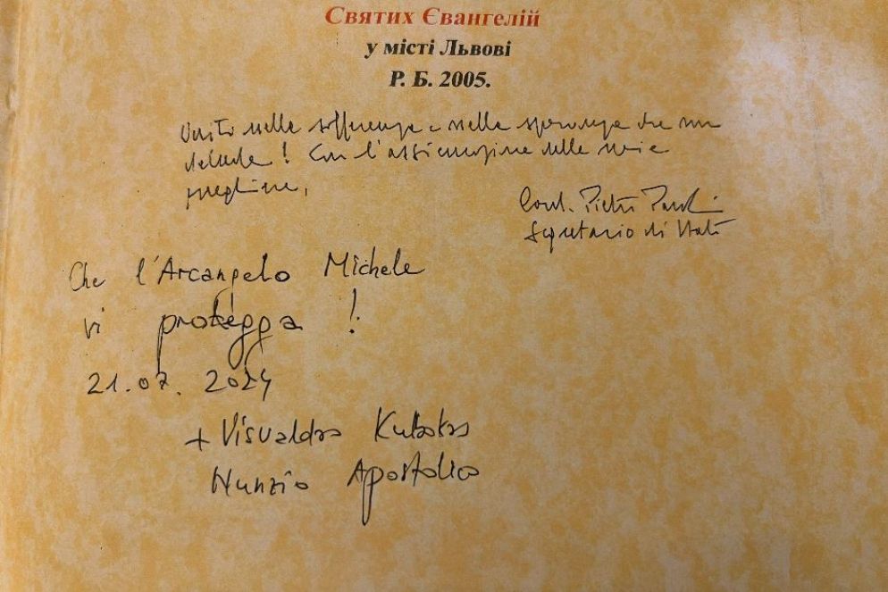 Il messaggio lasciato dal cardinale Parolin al termine della sua visita a Odessa - Gambassi